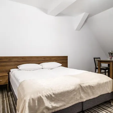 Hotel Przy Dworze Lesna Podlaska Номер фото